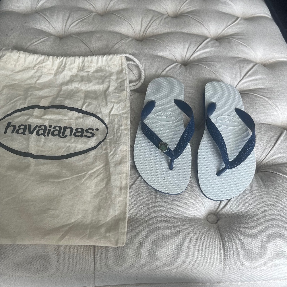 Brand New Havaianas Blue & White Mercedes Benz Sandals SZ 37/38 Collectors Item